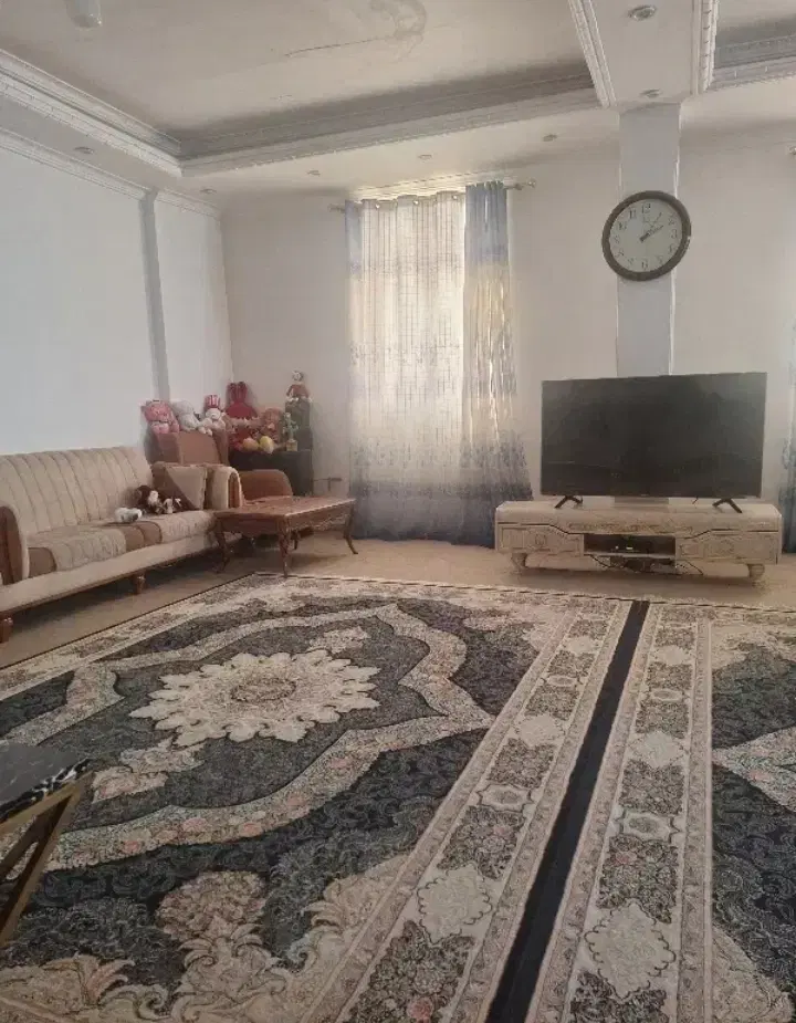 هم خانه