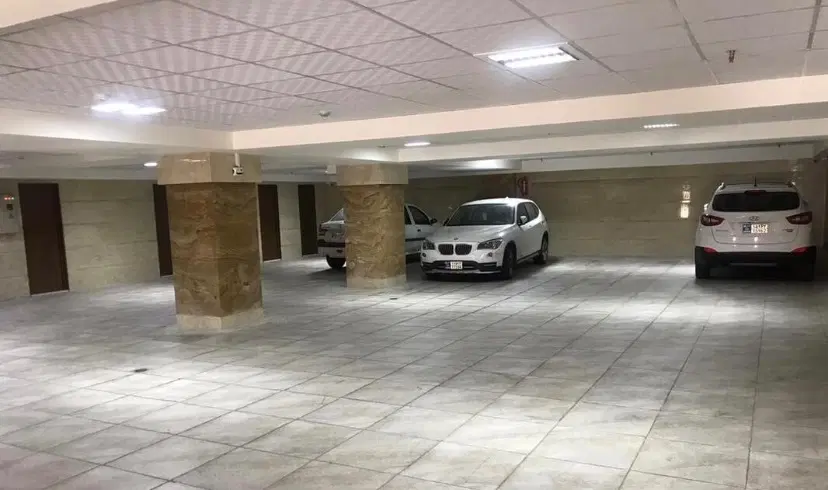 پارکینگ خودرو