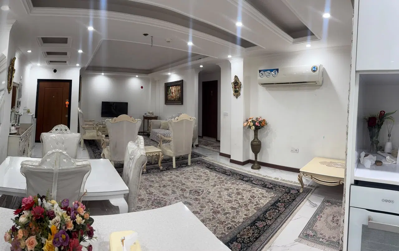 فروش ۱۱۰ متری درجه یک واحد جلو