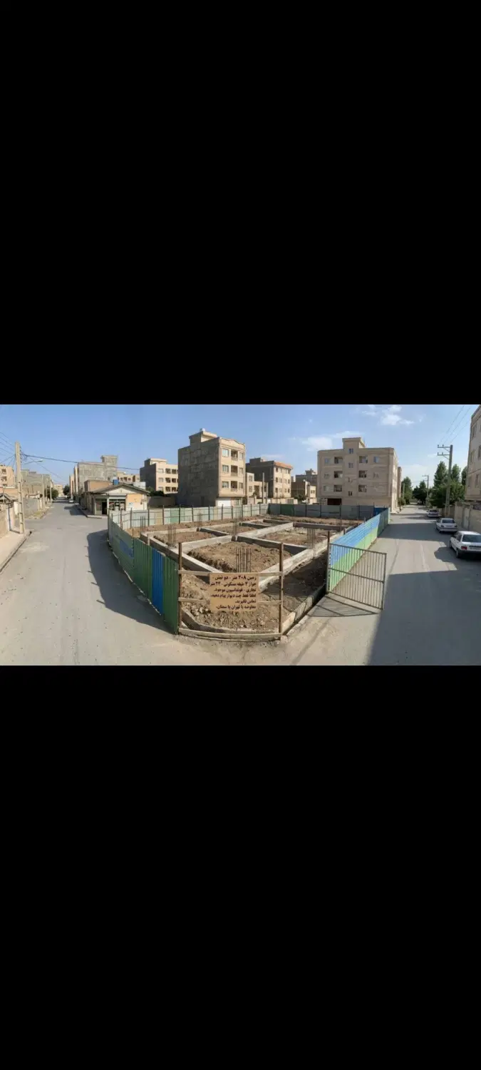 زمین دونبش ۲۰۸ متر جواز ۴ طبقه مسکونی ۲۴متر تجاری