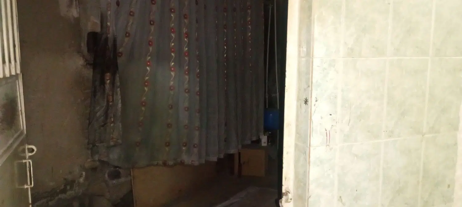 ۴۰ متر زیرزمین + انباری۳متری همکف