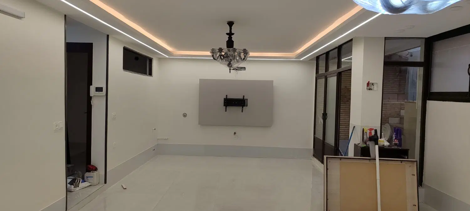 آپارتمان ۹۰ متری بازسازی شده