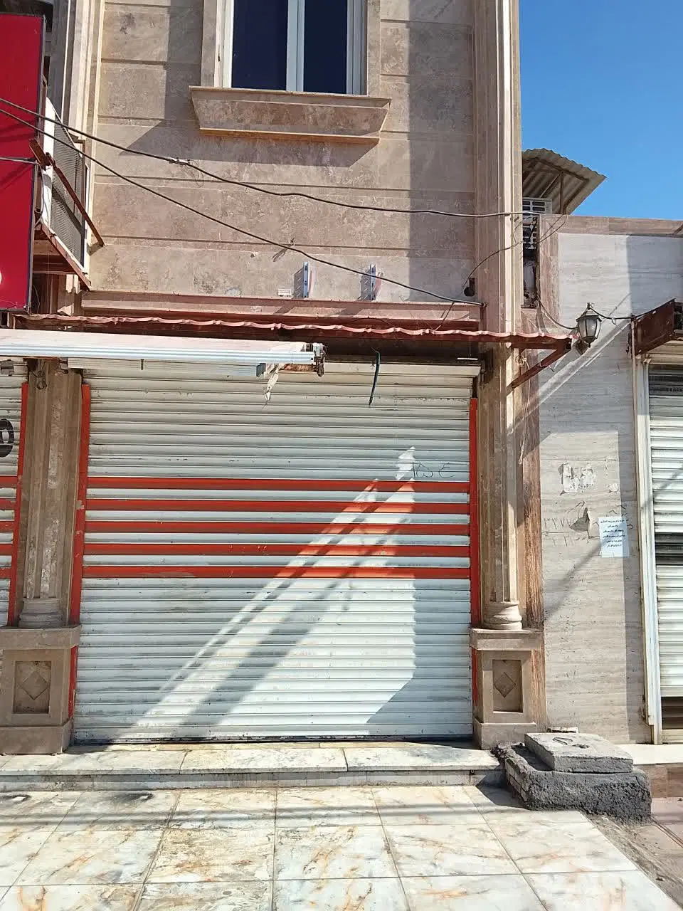 یک مغازه ۱۲ متری دراصلی بلوار کوی بهروز خرمشهر