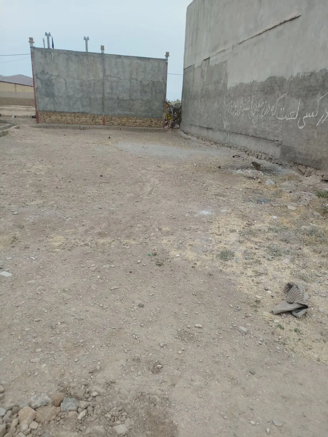زمین مسکونی