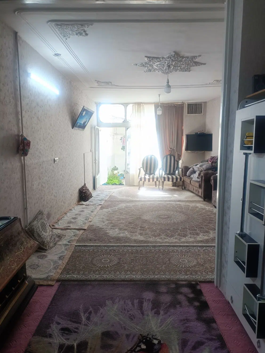 منزل دربستی 80متری