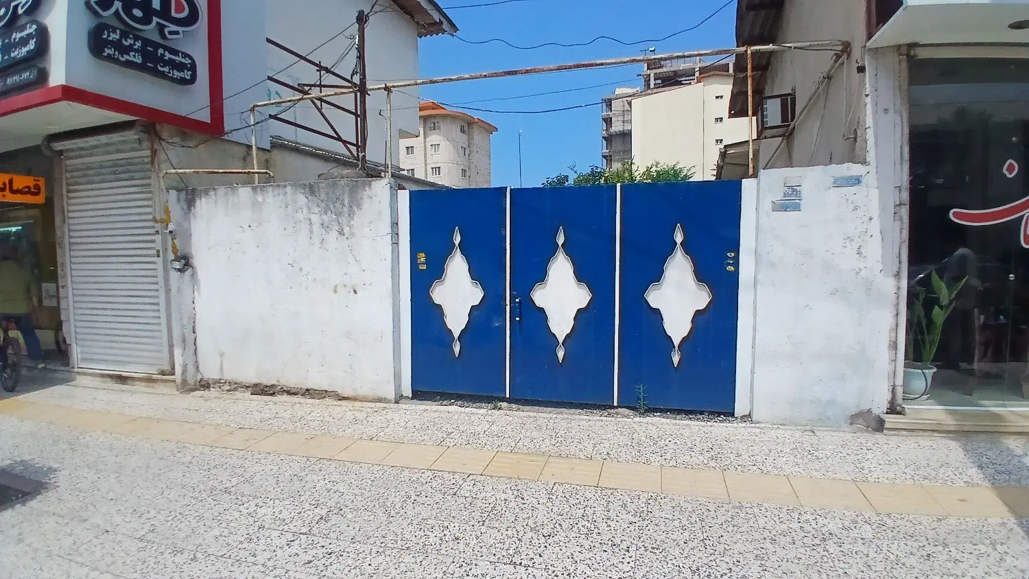 خونه قدیمی۱۳۳۰متری تجاری مسکونی بربلوارجمهوری