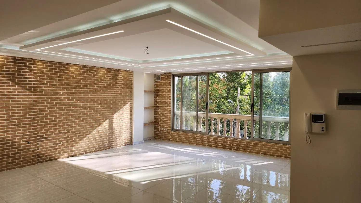 اپارتمان شیک و لوکس خیابان شهامت