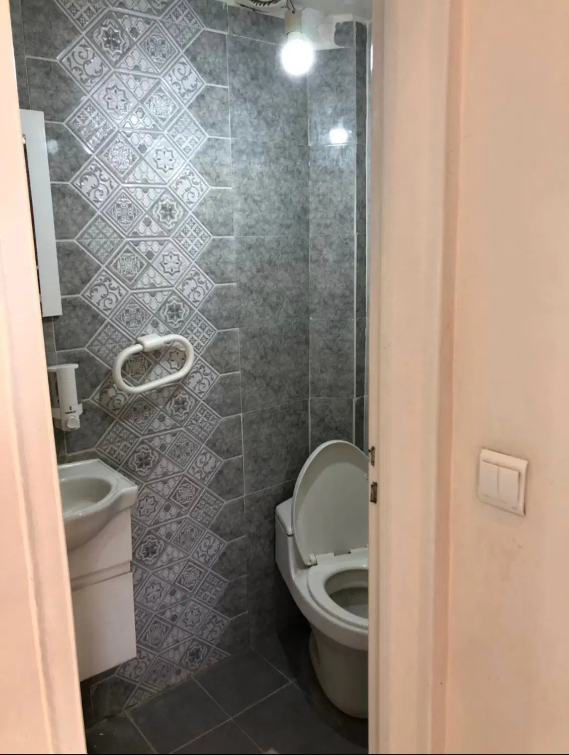آپارتمان۵۰متر_پارکینگ_۲خواب