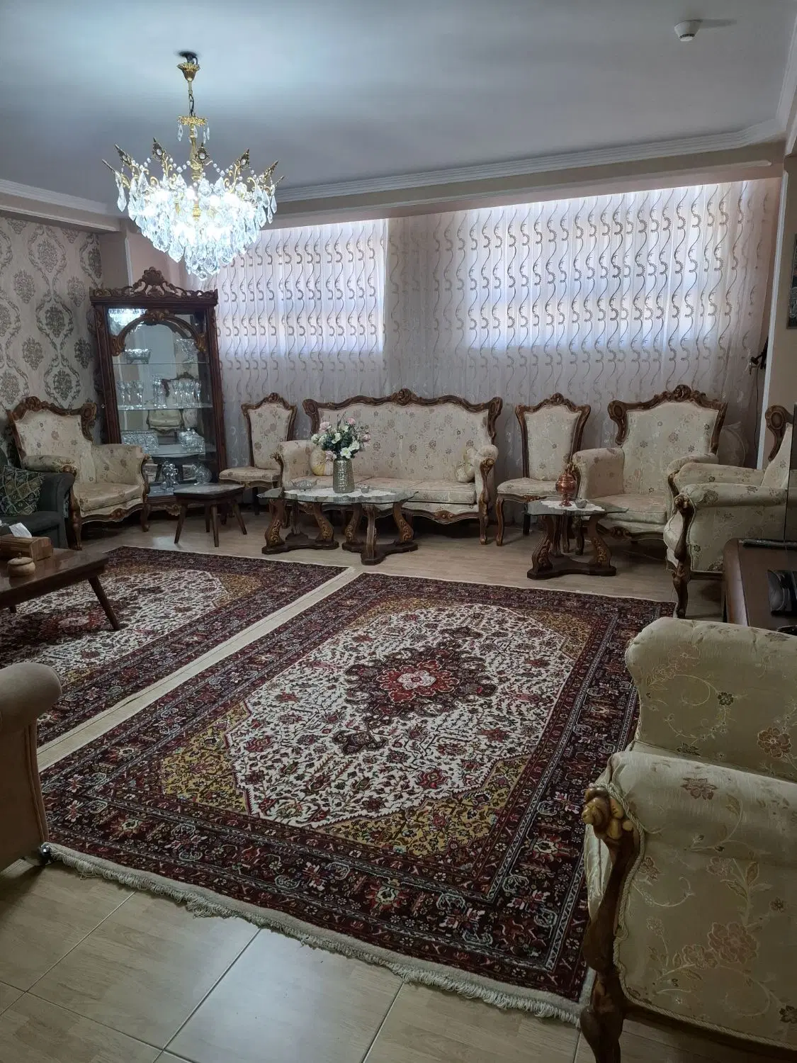 فروش آپارتمان امیرکبیر کوی فیروز ابوریحان نصف راه