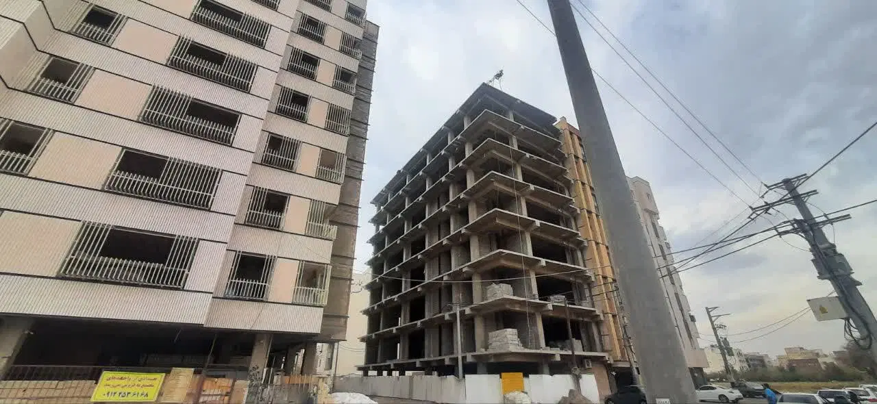 یک  واحد درحال ساخت واقع در خیابان شهید قدوسی