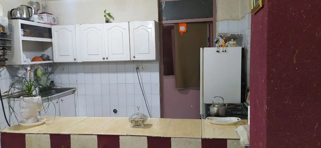 فروش خونه سرنبش جمهوری و دانش یک خواب