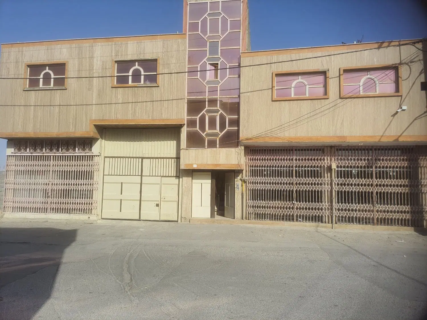 فروش کارگاه صنعتی وتجاری