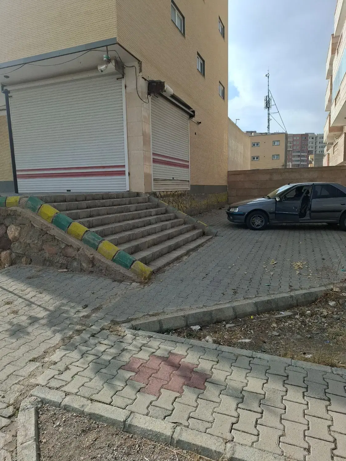 فروش مغازه درشهرجدید سهندفاز ۲نگین علوی چهارم