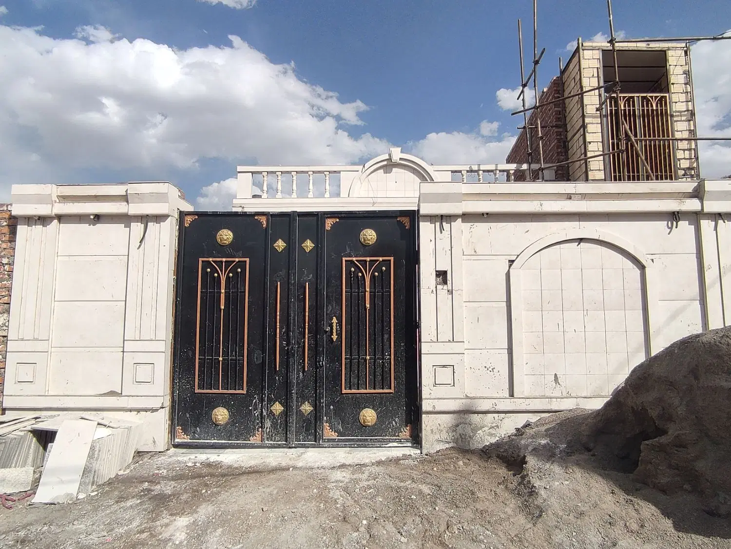 خانه نوساز سیادک