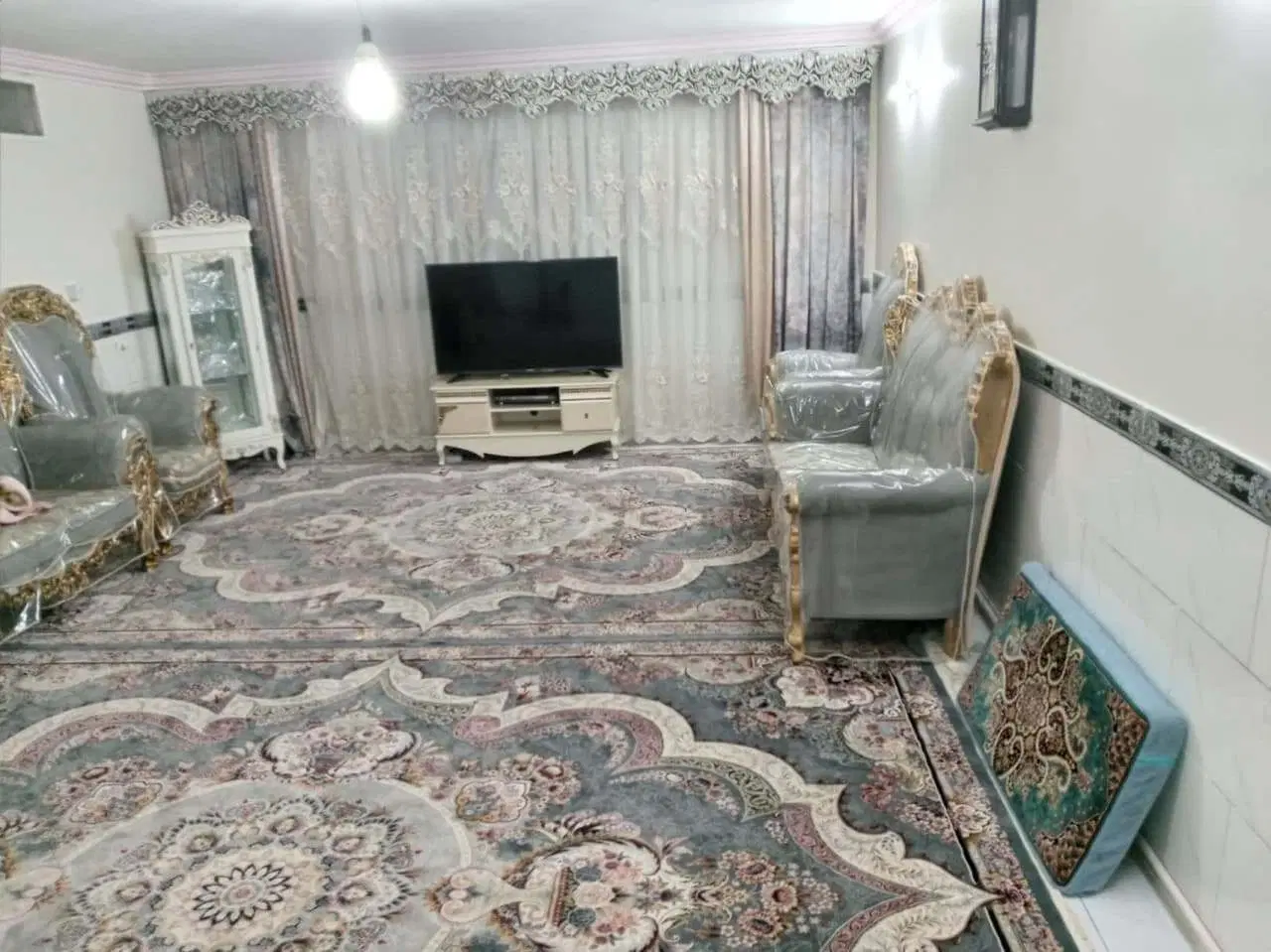 68متر))یک خواب)مجتمع امام حسن)شیک ومجلسی