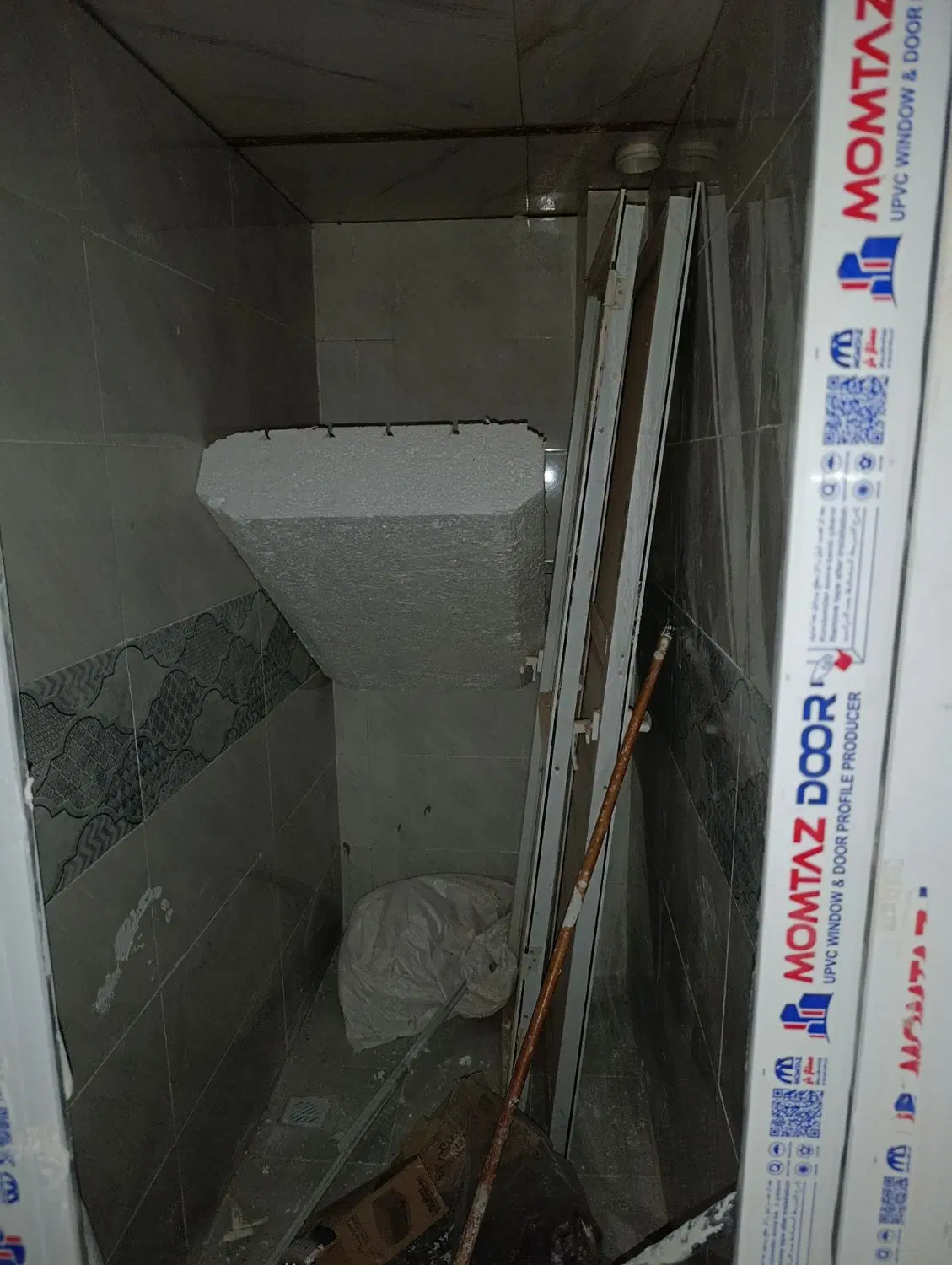 طبقه اول روی همکف داخل کوچه ۲متری