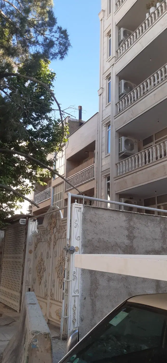 آپارتمان ۸۰ متری در خیابان چهارم اصلی