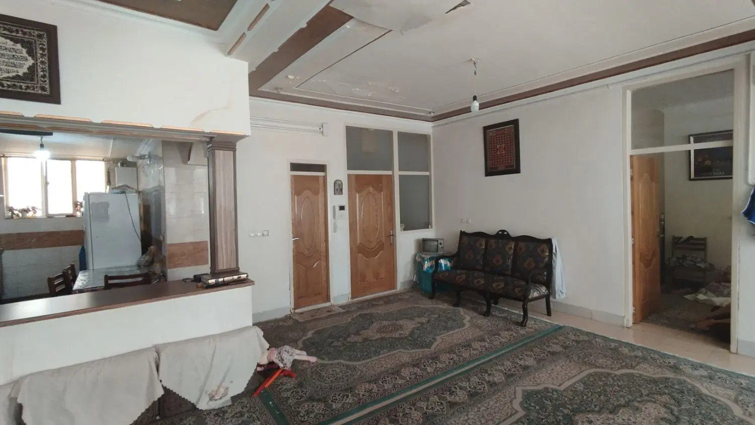 خانه ویلایی ۳۰۰متری بلوار مطهری