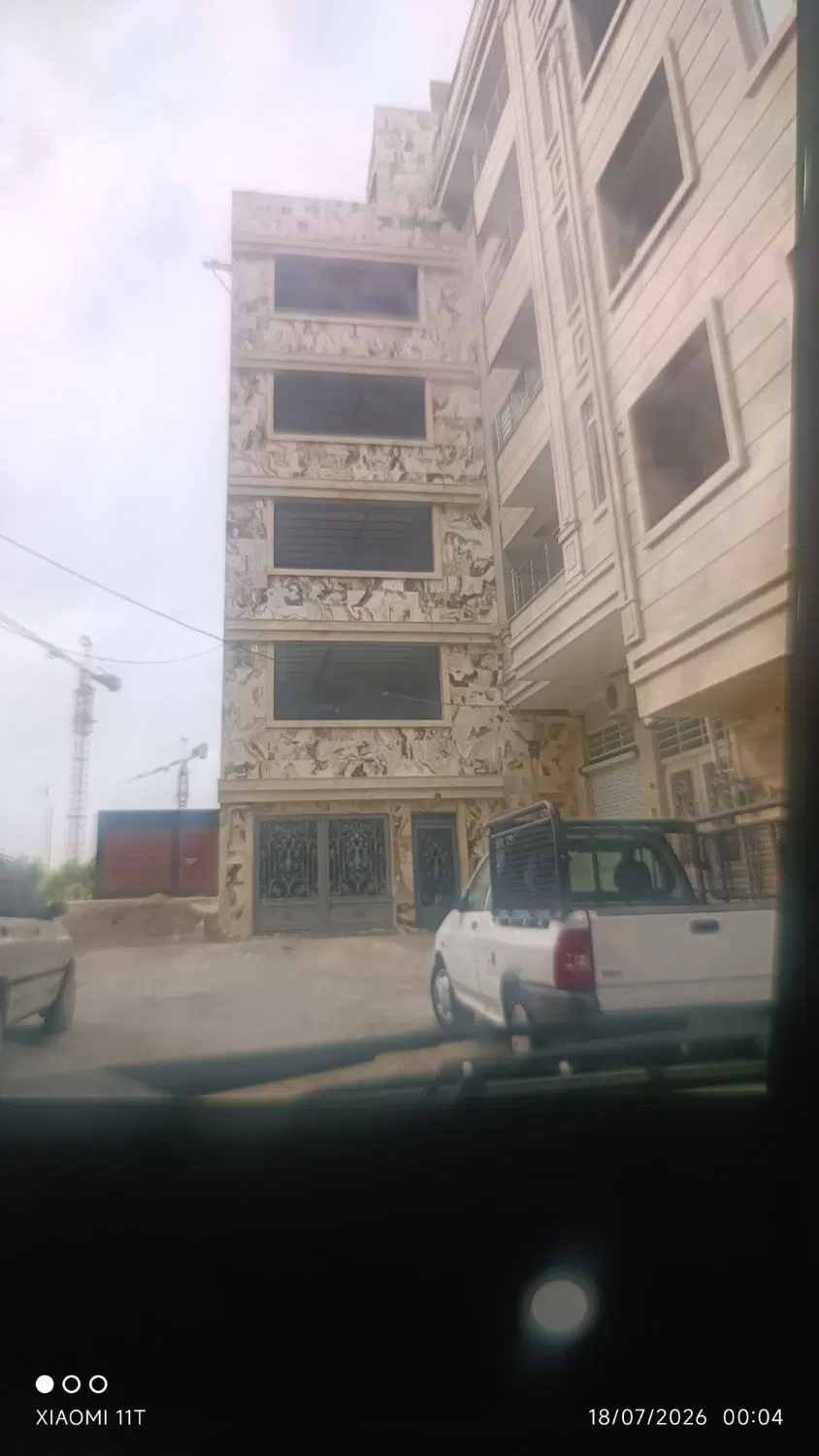 واحد 85متری روبه پشت باغ امامی