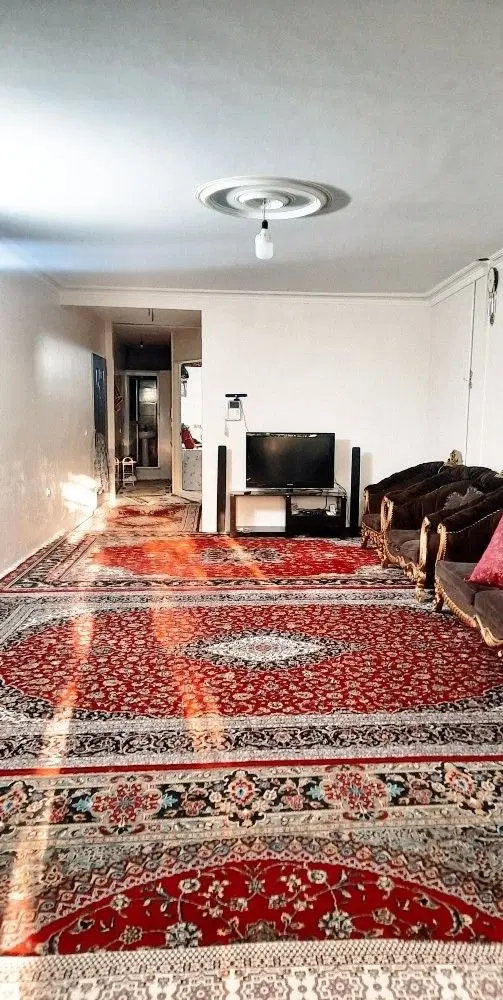 آپارتمان ویلایی ۹۰متری