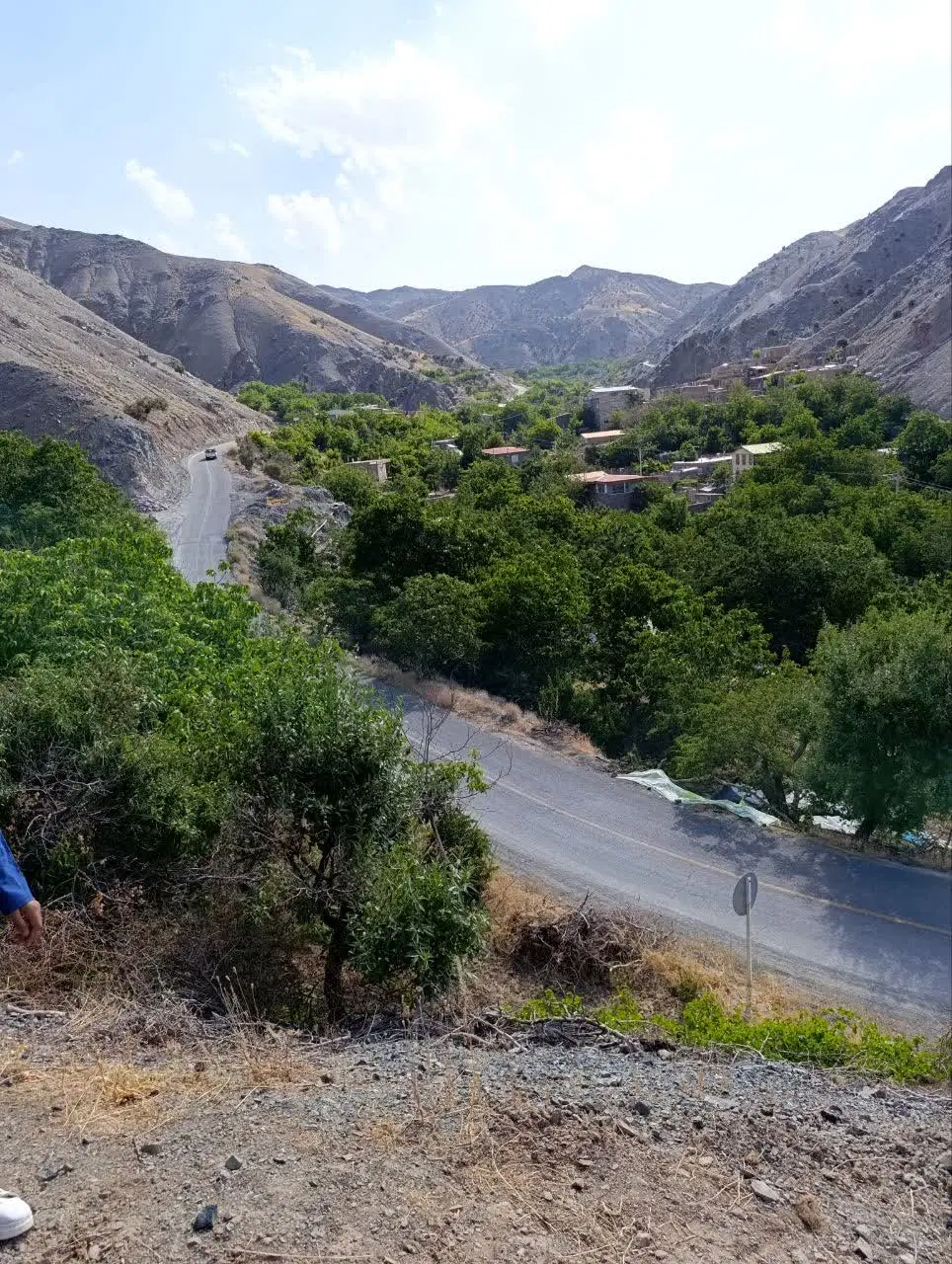 زمین و آب اکبرآباد بهدان