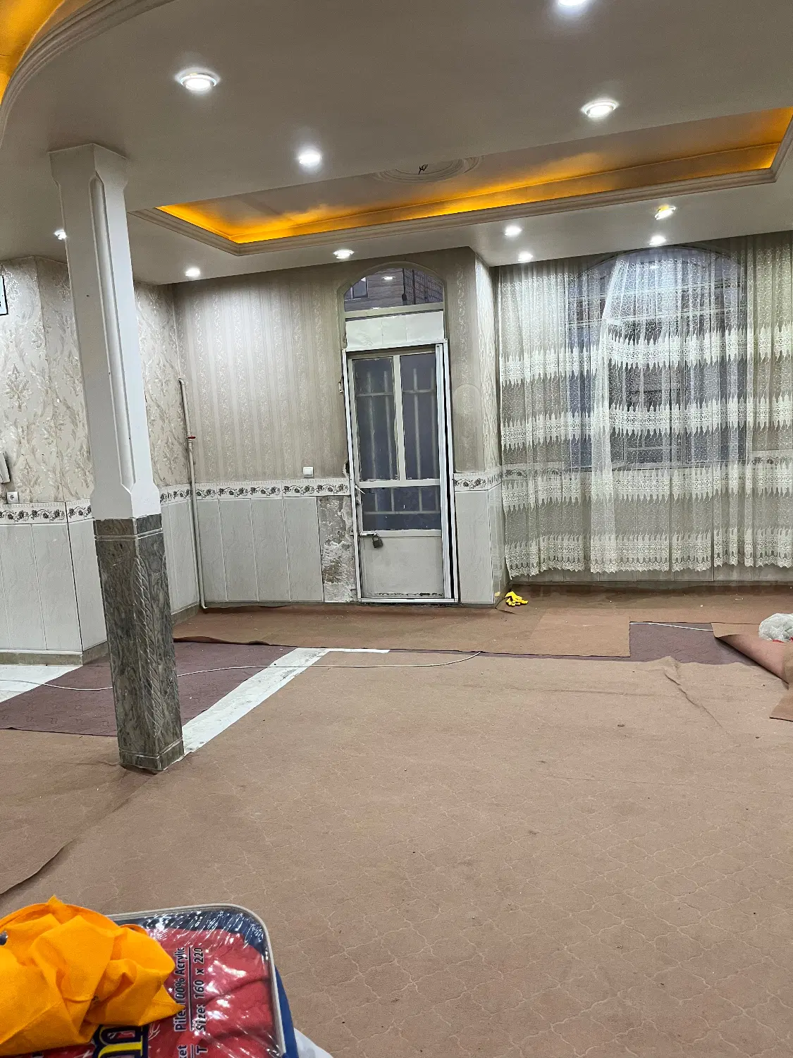 آپارتمان ۱۳۰ متری