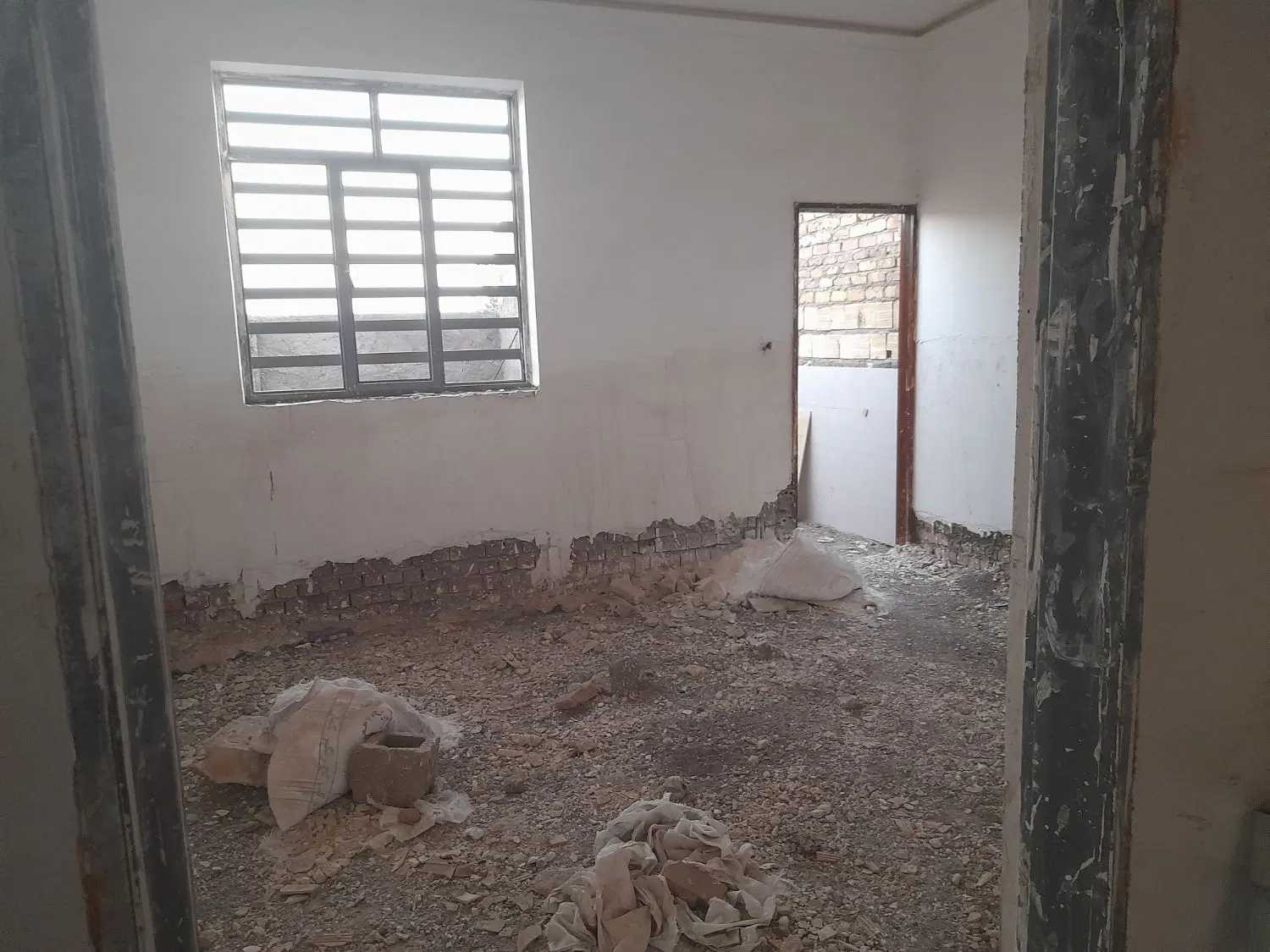 فروش منزل نیمه کاره محمدآباد میثم