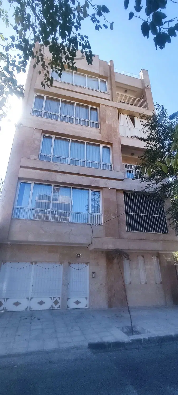 ۱۴۶ متر آپارتمان، سند آماده انتقال ، فول امکانات