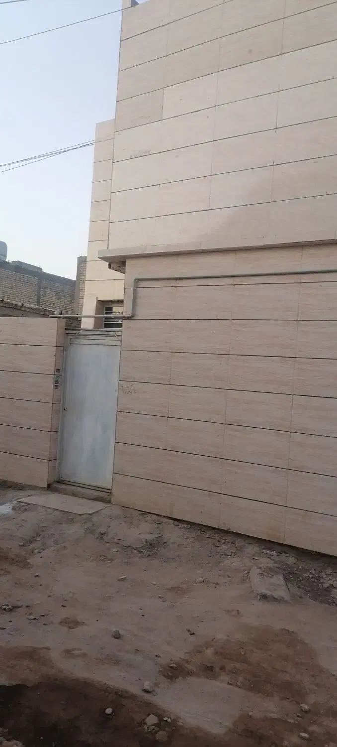 طبقه دوم ۷۵متری