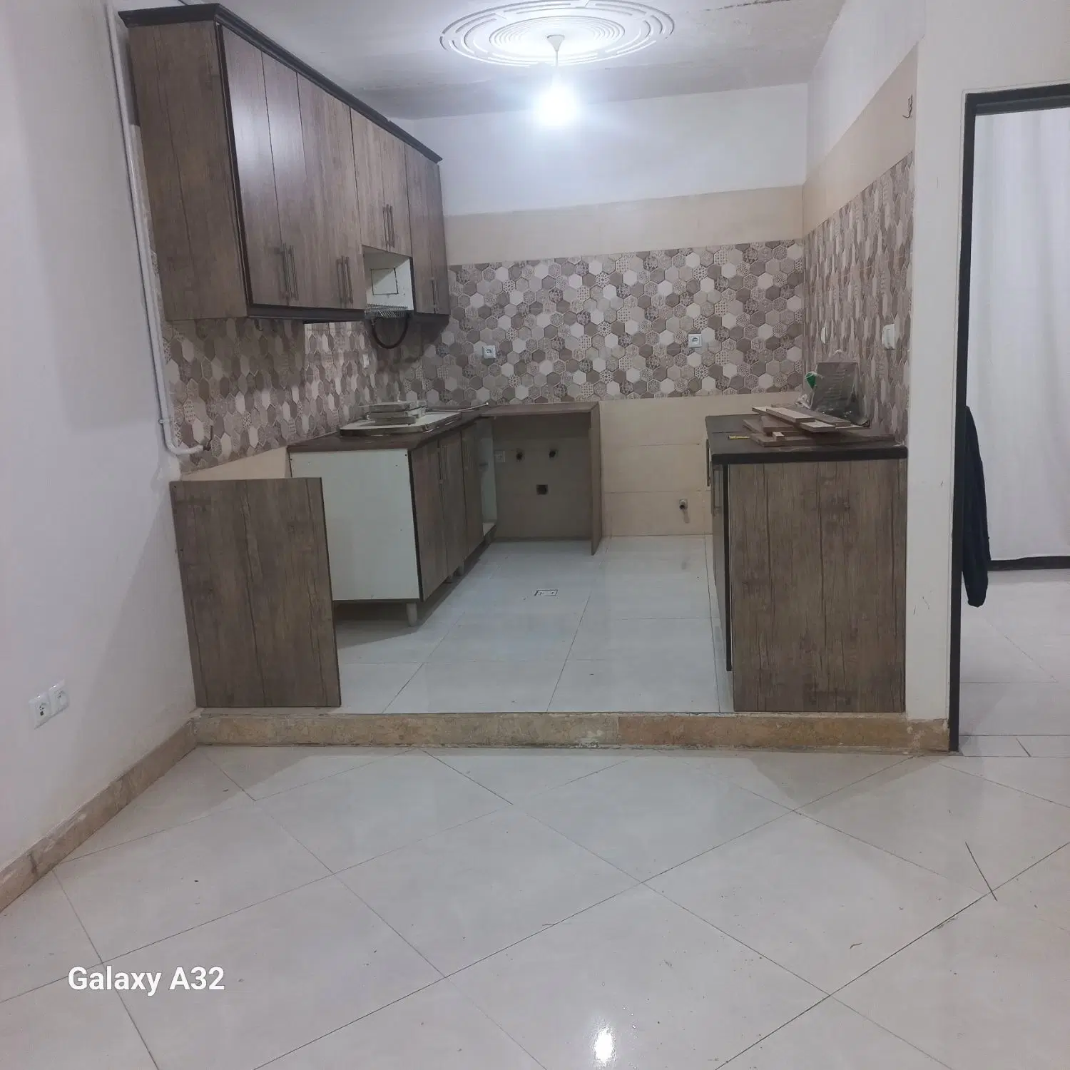 ۶۵ متری مرزیجران ظهور ۵