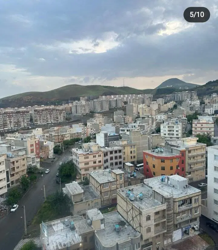 آپارتمان اگاهی ۱۰۵ متری طبقه ۱۱