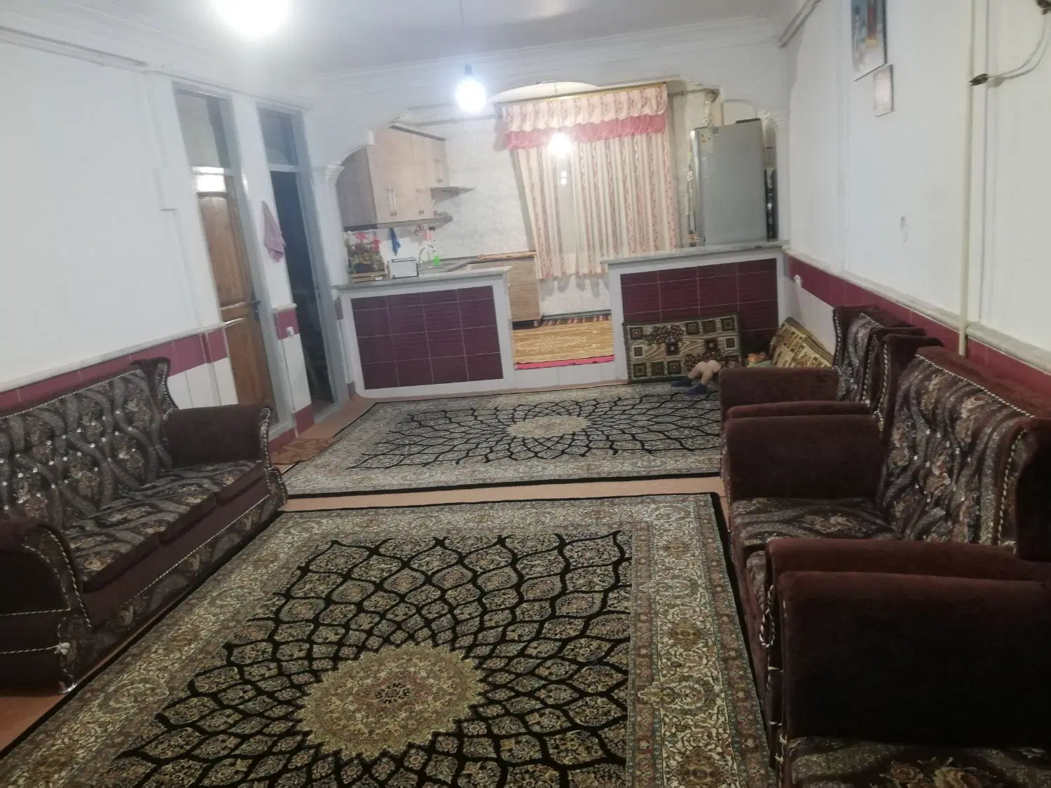 اجاره واحد ۷۵ متری