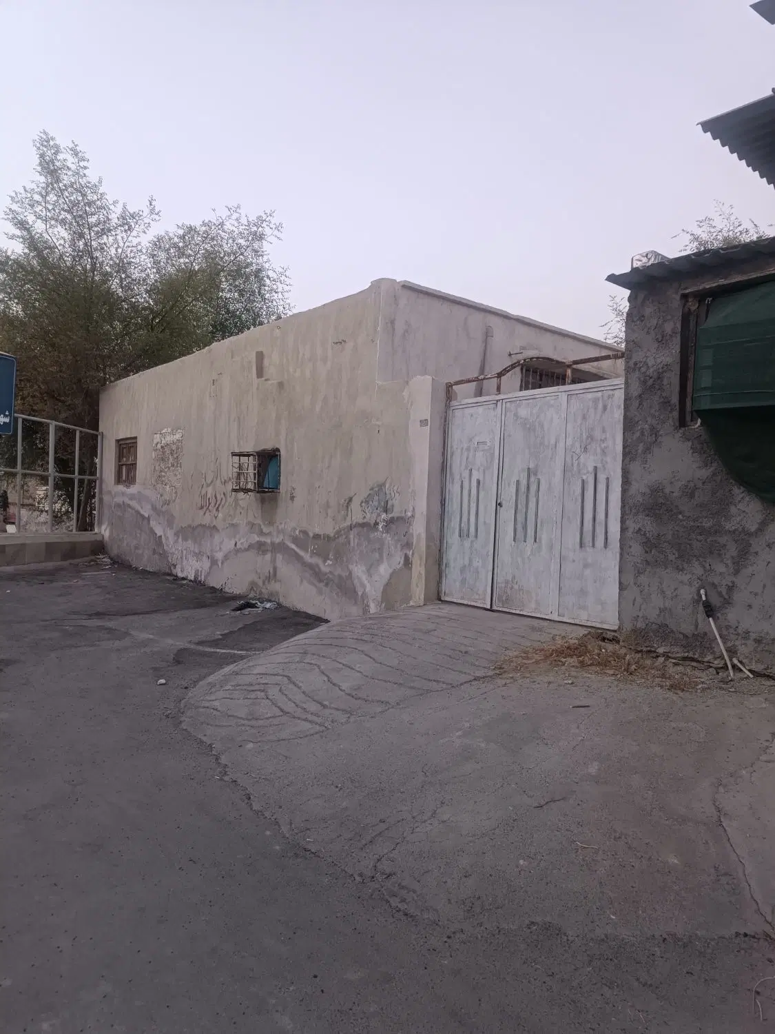 ویلایی ۲۰۰ متری شاه حسینی سند دار