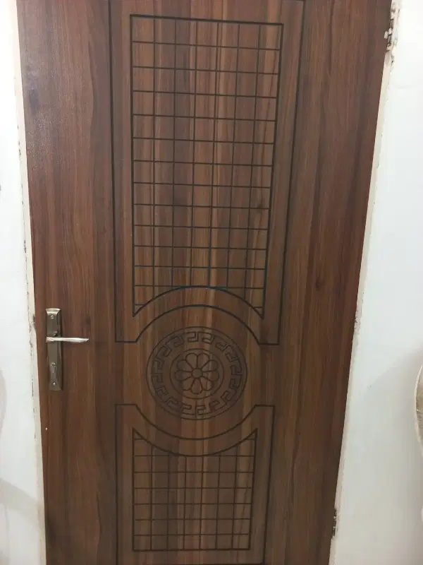 یک باب آپارتمان ۹۰متری سه خوابه