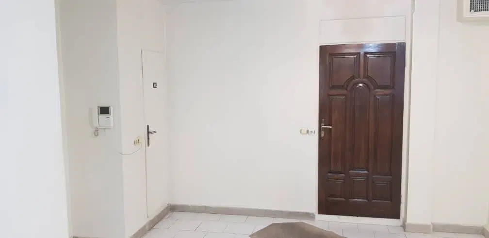 واحد جنوبی،با دسترسی و لوکیشن خوب