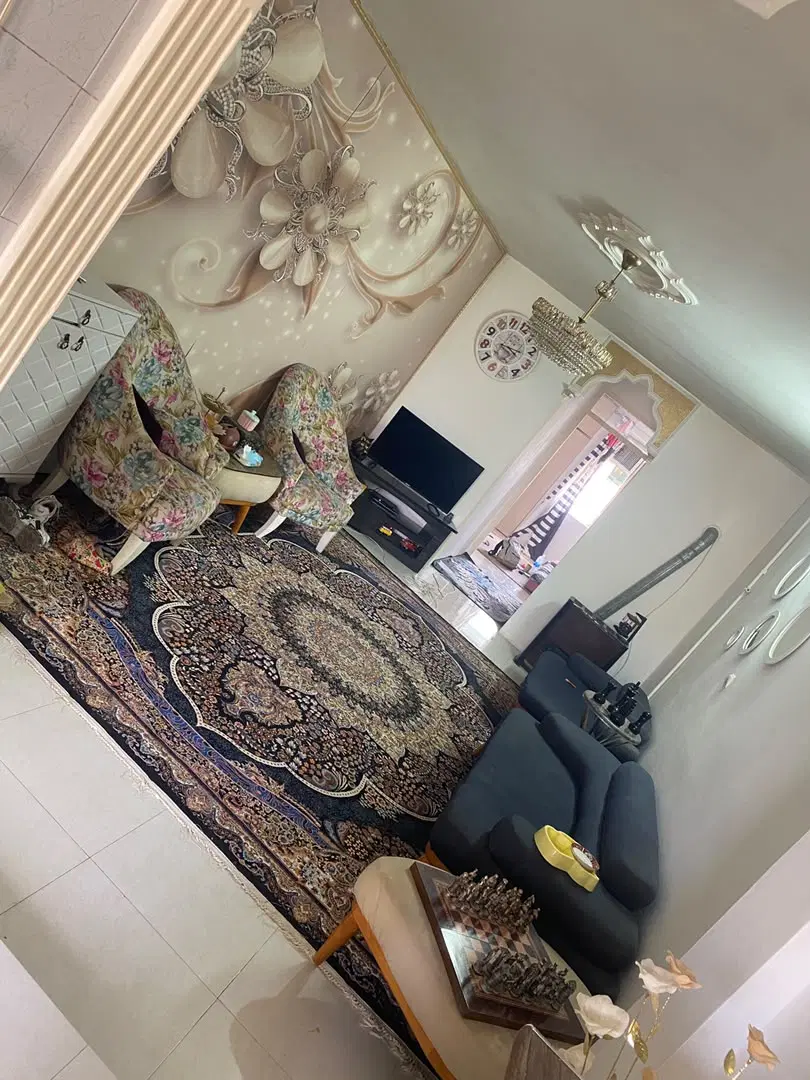 ۷۰متری _ عروس دامادی_ باغستان