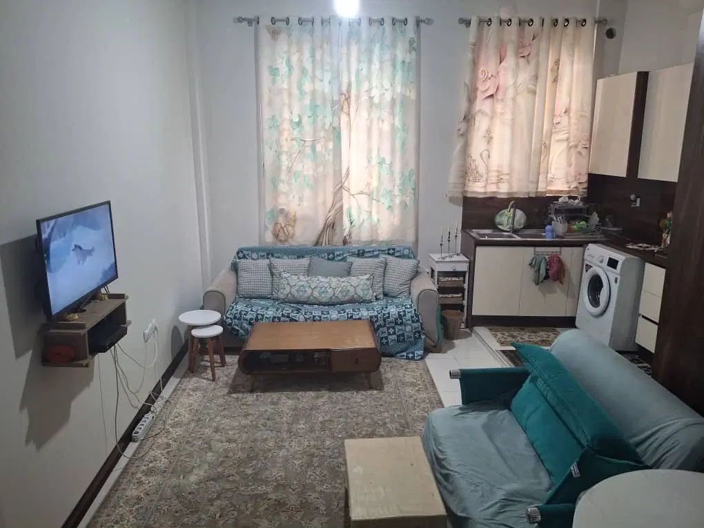 ۴۸ متر با آسانسور و پارکینگ غیر مزاحم