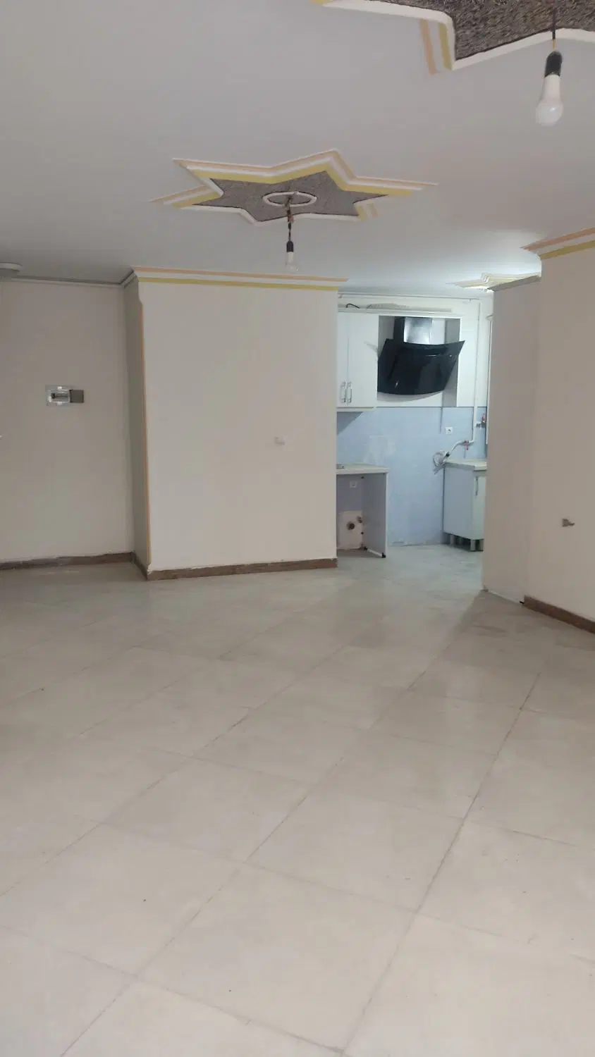 اپارتمان ۸۵ متری فاز۶ اساس گستر