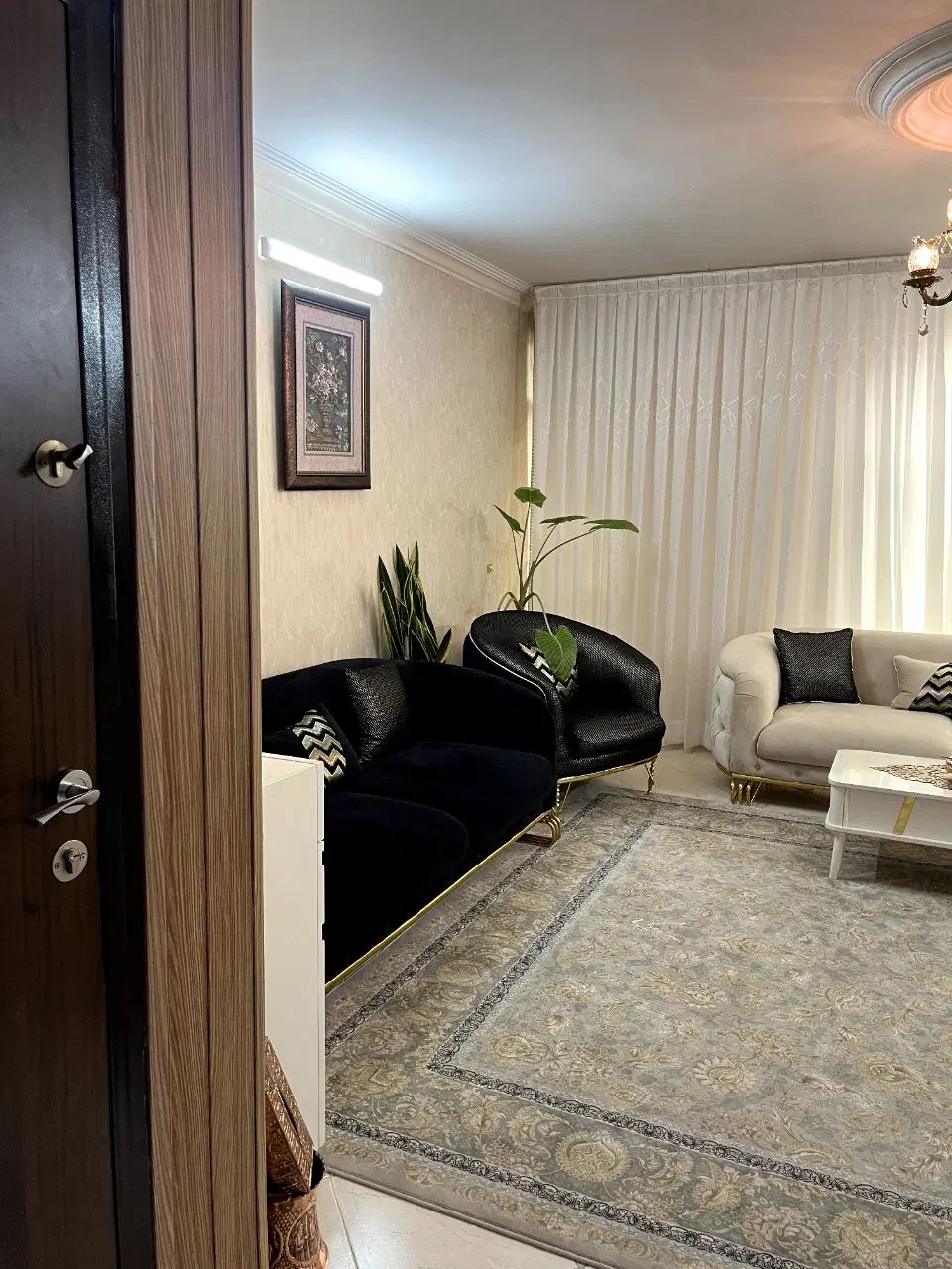 رهن کامل واحد آپارتمان مناسب جهیزیه بهترین لوکیشن
