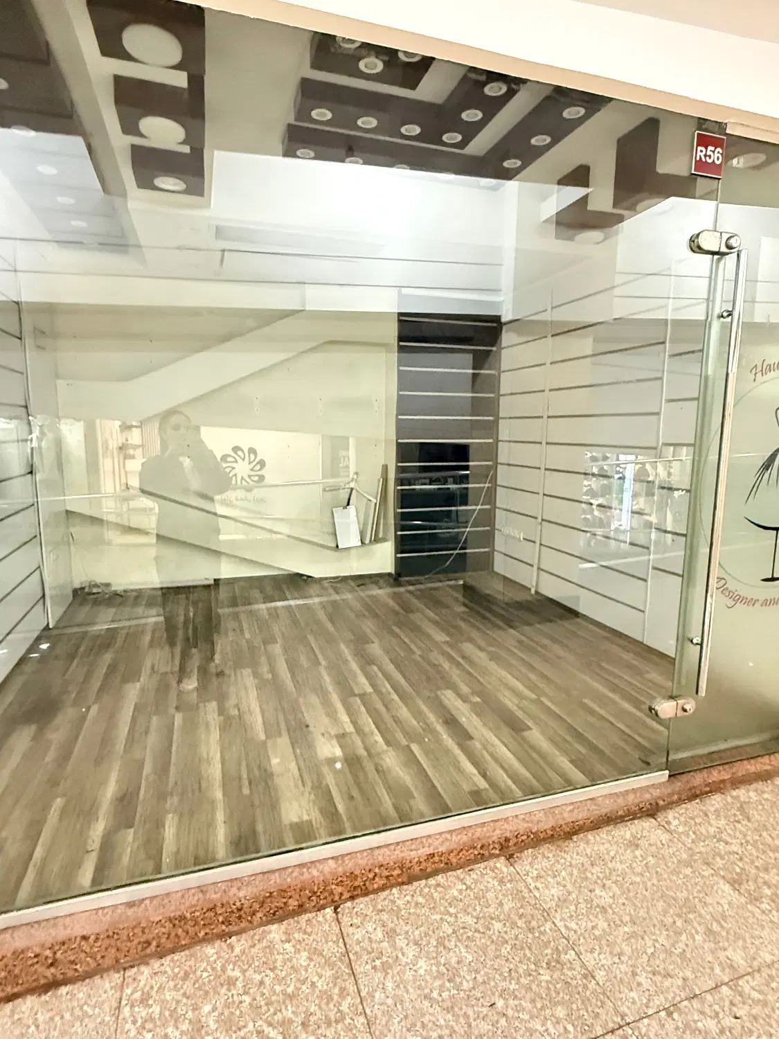اجاره مغازه در مرکز خرید مایسا
