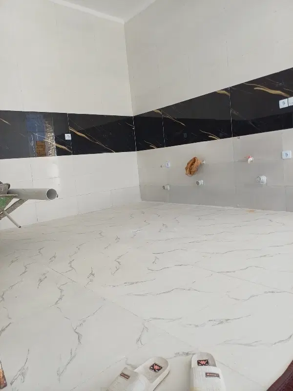 زمین ۱۳۱ متری شاپورجان