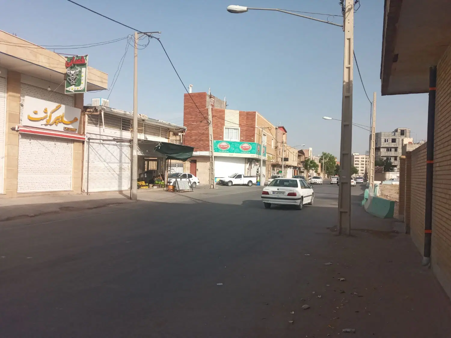 ۲۴متری لب اسیاباد جنوبی