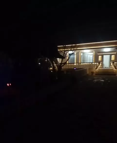 باغ آخر شب عروسی