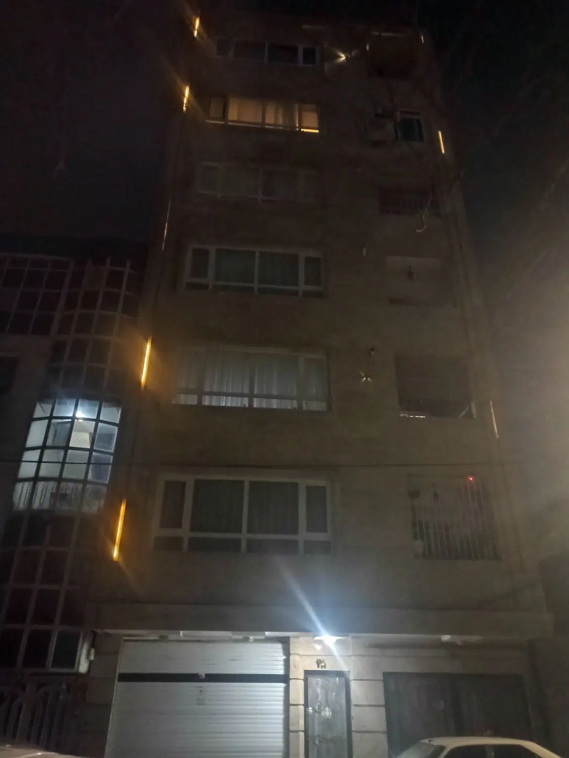 آپارتمان جانباز 13