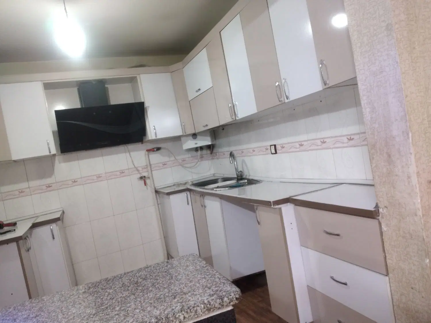 این واحد همکف ۶۰ متر تمیز و