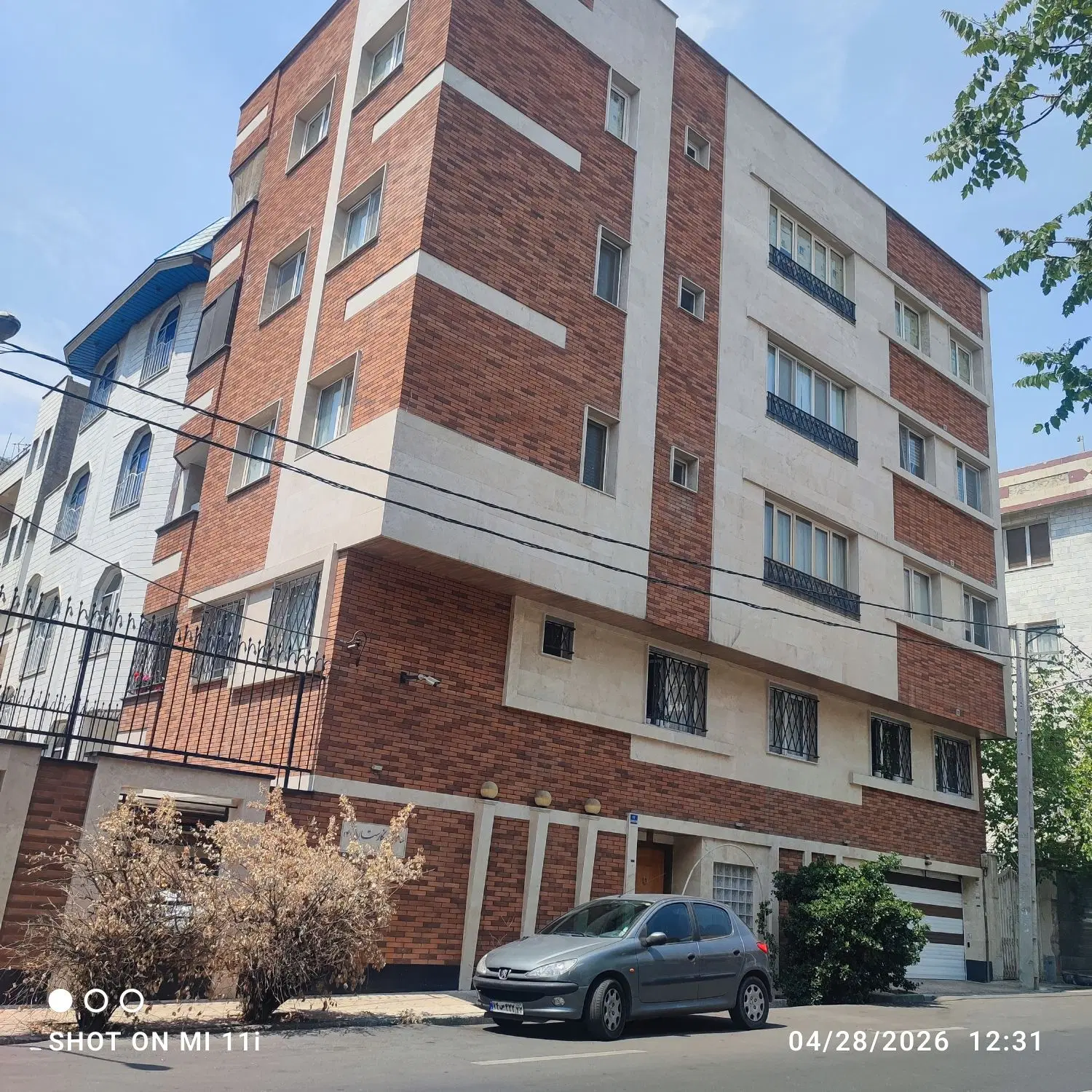 ۵۵ متر  تک واحدی پارکینگ دار ۲ خواب