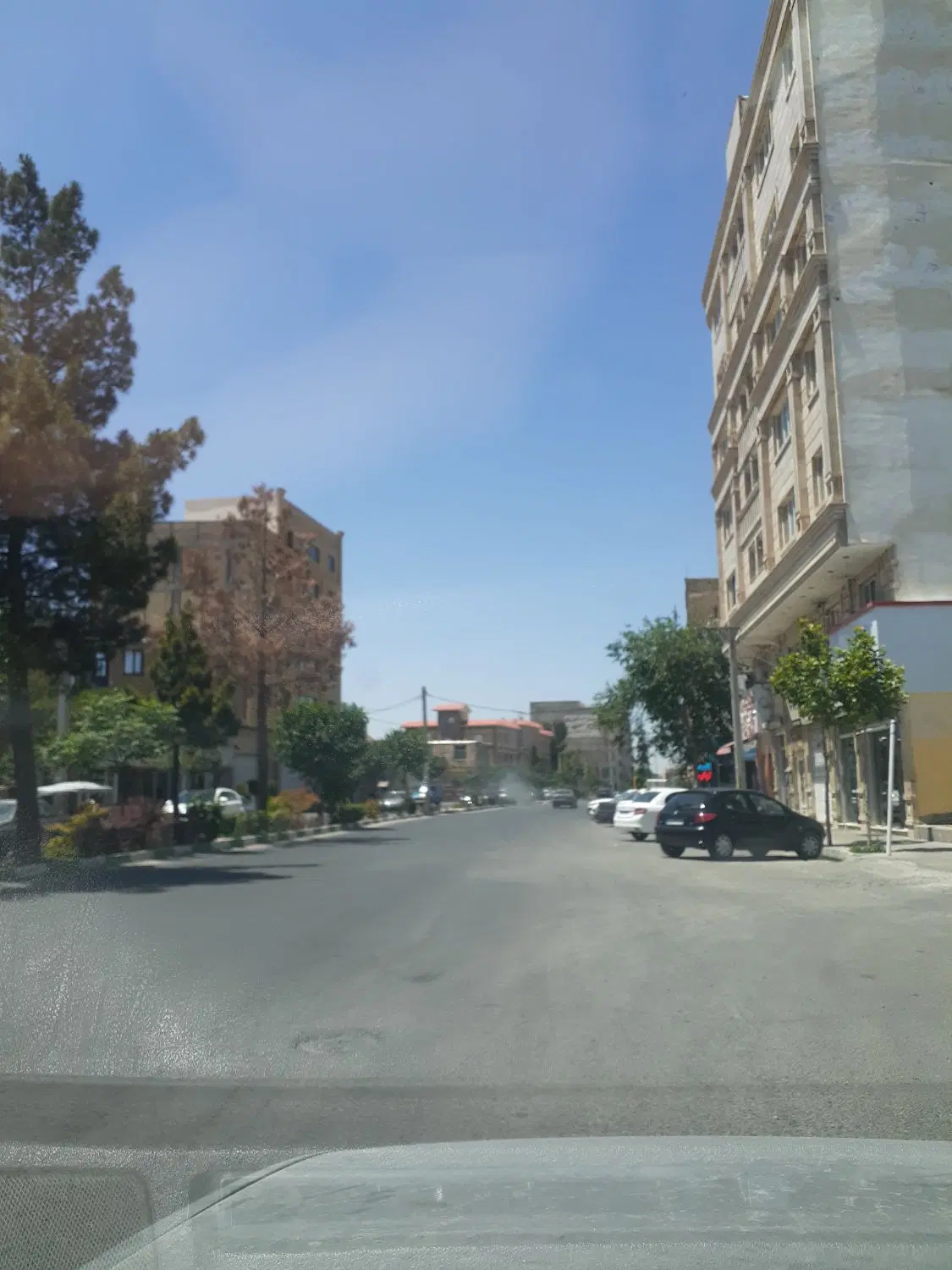 مغازه تجاری بر بلوار