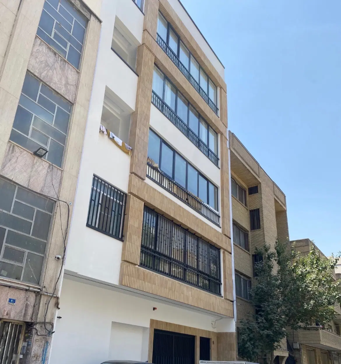 فروش واحد مسکونی ۹۵ متری