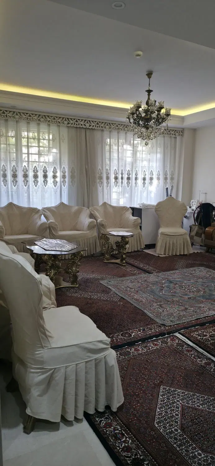 89 متر بهار شیراز سال 98