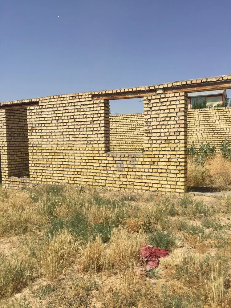 ۷۰۰متر نیمه کاره فرفهان فروش فوری